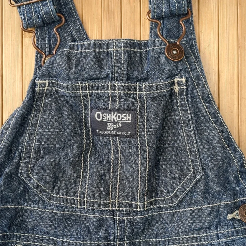 OshKosh B'Gosh Blue Denim Kids Lightweight Surf Shorts Overalls, Size 18 Months